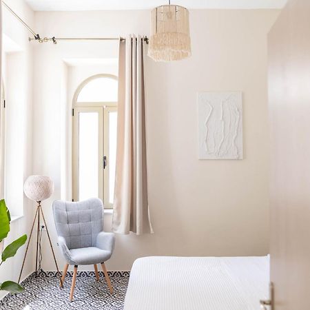 Kosnian City Suites Buitenkant foto