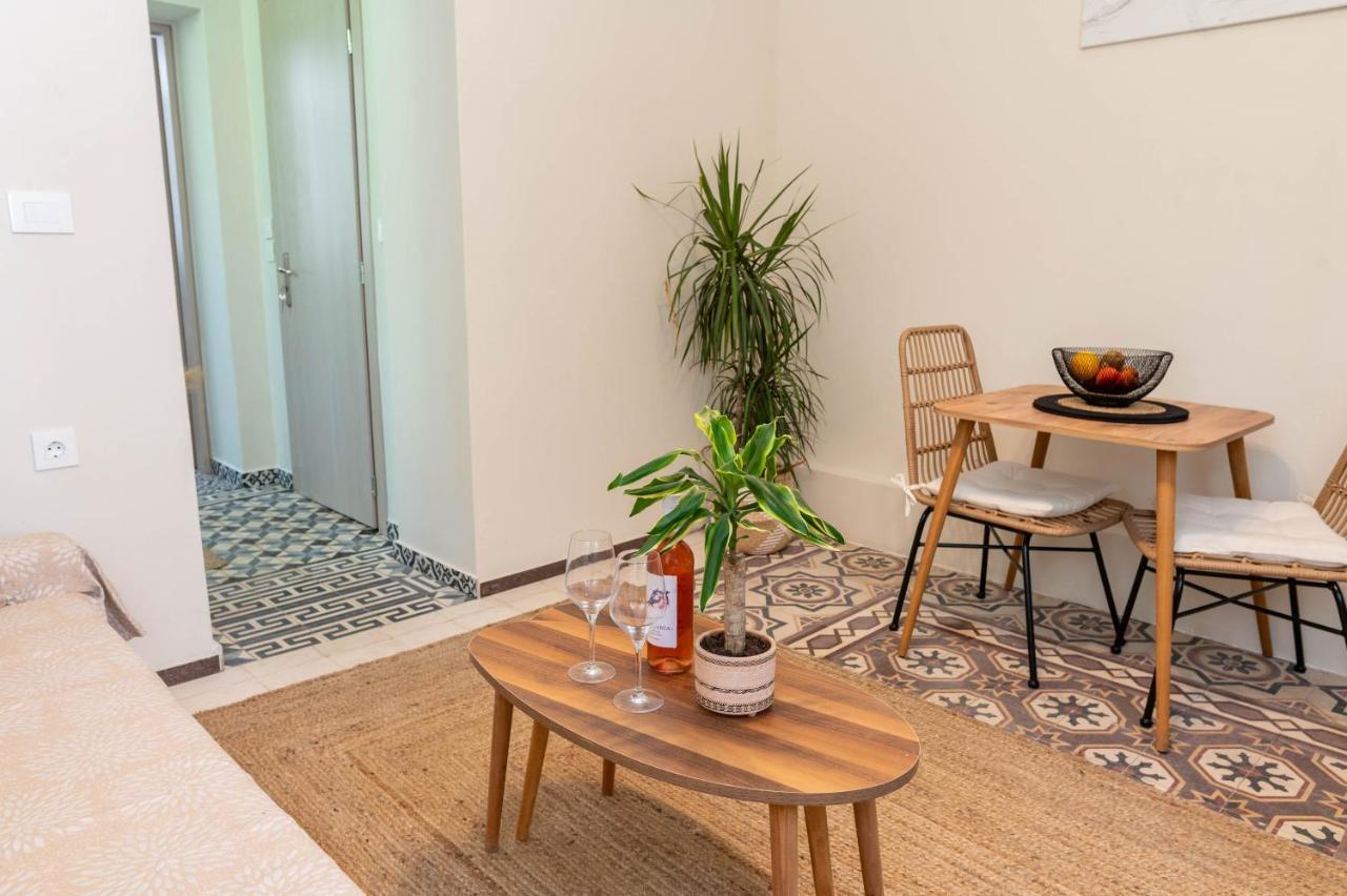 Kosnian City Suites Buitenkant foto