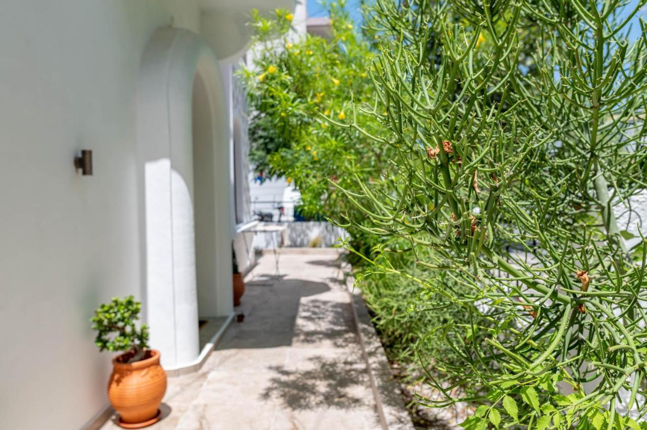Kosnian City Suites Buitenkant foto
