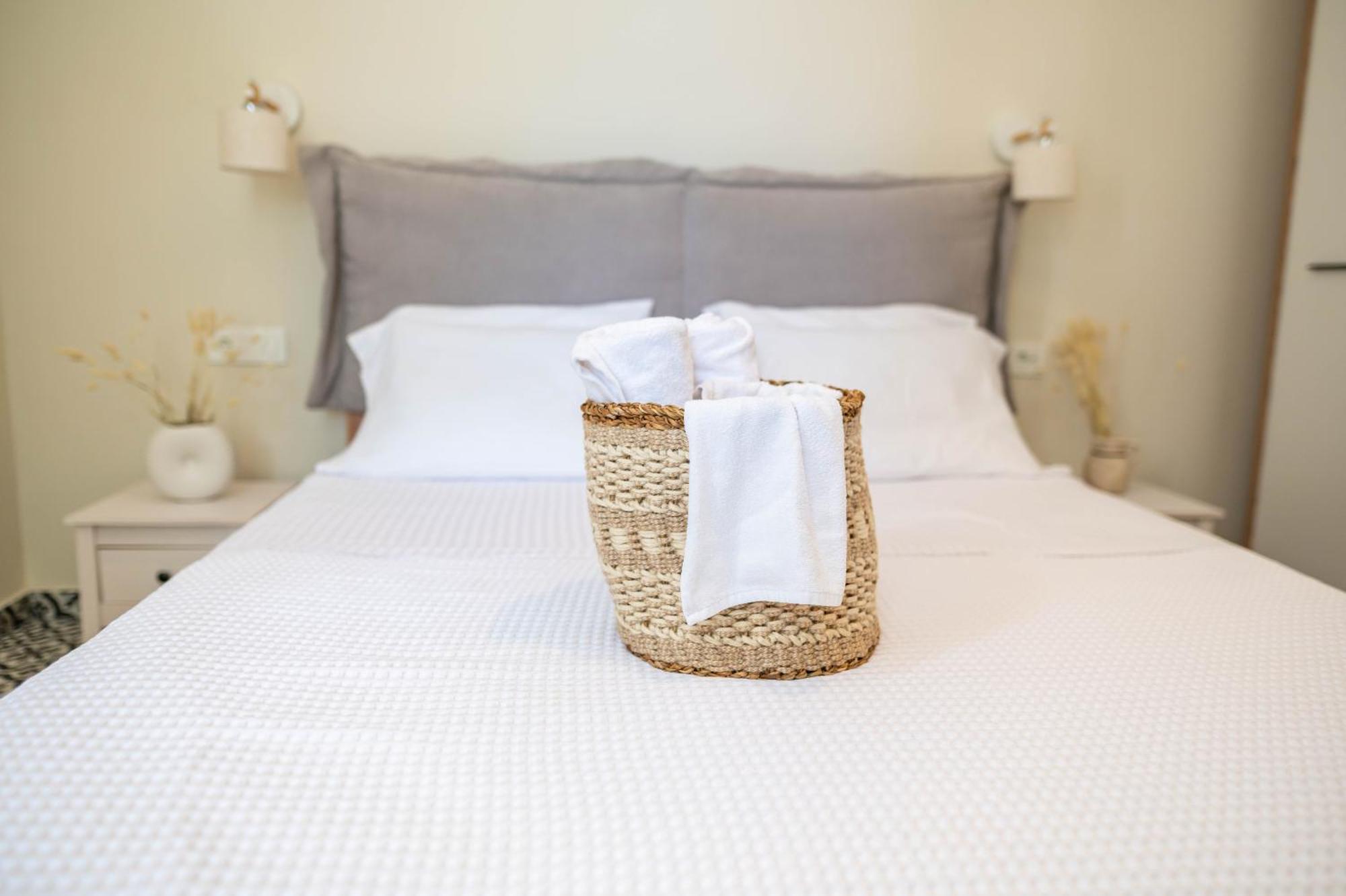 Kosnian City Suites Buitenkant foto