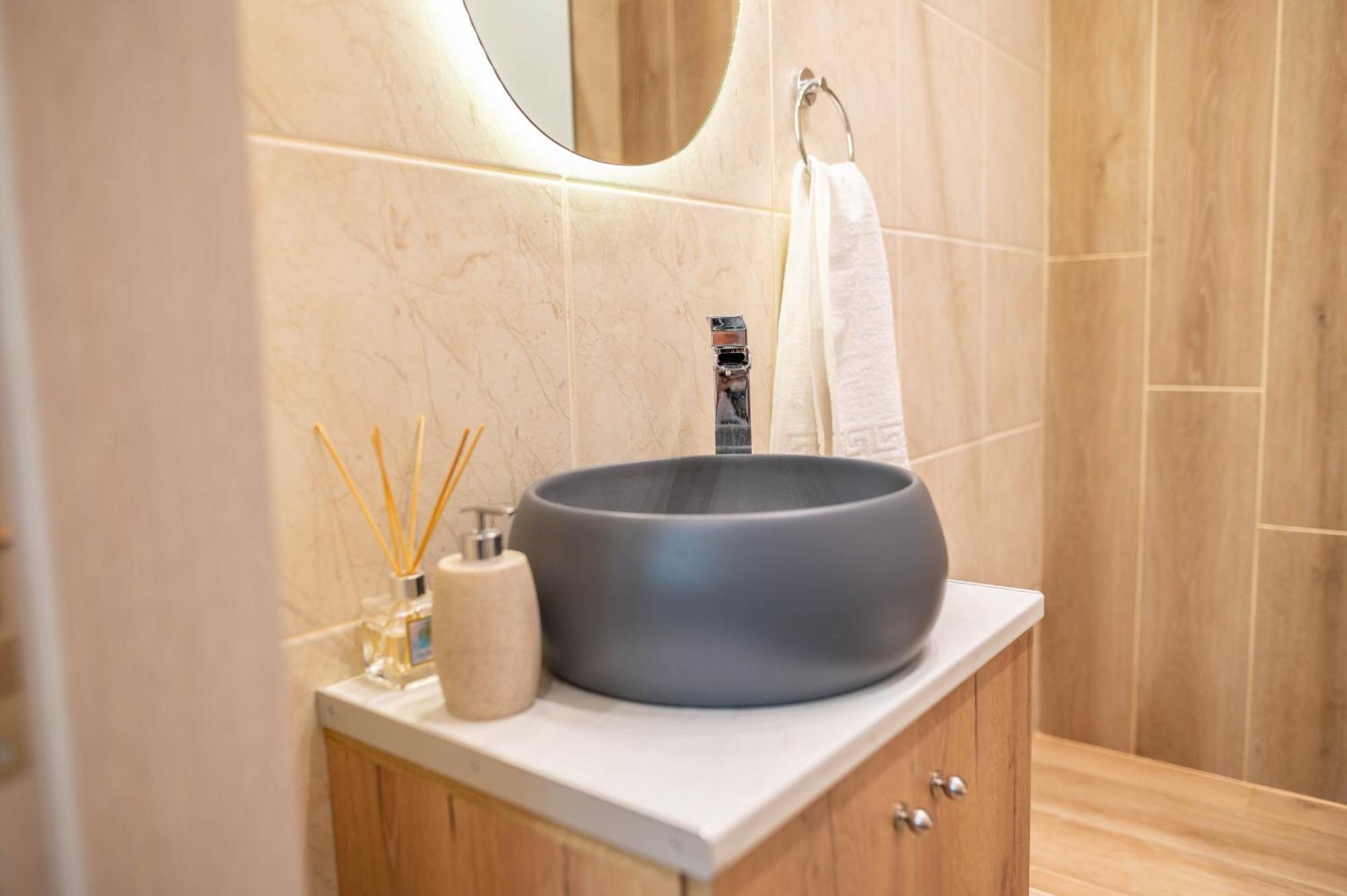 Kosnian City Suites Buitenkant foto